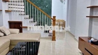 Cho thuê nhà 3 tầng HXH gần vạn phúc 12tr/ thánh