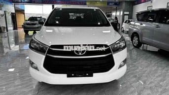 Toyota Innova 2019 2.0E