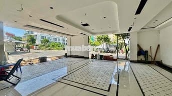 Cho thuê mặt bằng 2 mặt tiền khu vực Hải Châu ngay Lotte
