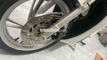 Xe tay ga Honda SH trắng đen