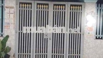 Cho thuê nhà 5tr/th DT: 4 × 24m cấp 4 có 2 phòng có nước sạch đường 7m