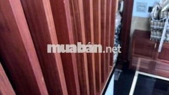 Nhà Trung tâm tân bình đối diện chợ tân bình