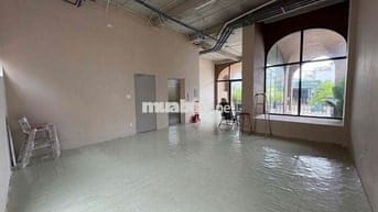 Mặt bằng kho Q7 – Lê Văn Lương, 120m² + sân rộng, giá 77tr/tháng