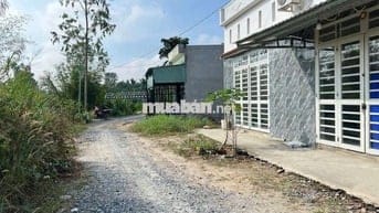 Đất Long An SHR giáp Bình Chánh ngay chợ Đức Hoà