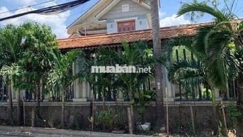 BIỆT THỰ BÌNH TÂN LÊ VĂN QUỚI NGÃ TƯ 4 XÃ  8,1 X 12 1 4 TẦNG - 7,899 T