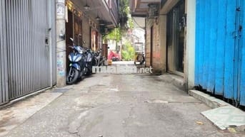 🌟 Nhà 5 Tầng BTCT Cứng Cáp – Trung Tâm Sát Quận 1 🌟