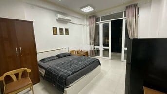 PHÒNG FULL NỘI THẤT BAN CÔNG LỚN NGAY CHỢ BÀ CHIỂU GIÁP Q3,PHÚ NHUẬN