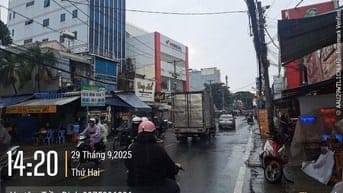 MẶT TIỀN KINH DOANH - NGANG HƠN 6M - VỊ TRÍ TIỀM NĂNG - Ở VÀ CHO THUÊ.