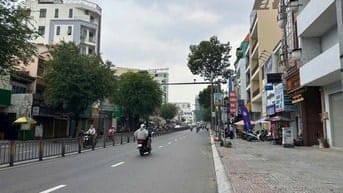 Bán nhà mặt tiền Đinh Tiên Hoàng, Bình Thạnh, 74m2, 6 tầng, thang máy