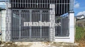Bán gấp căn nhà ở gần Ql22 , Phước Thạnh , Củ Chi 134m2 SHR giá 810tr