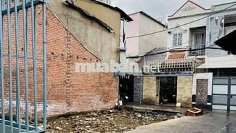 ĐẤT BẾN VÂN ĐỒN Q4- 52m2 - LÔ GÓC HẺM 4m- GIÁ 6 TỶ NHỈNH