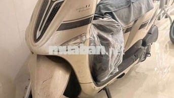 Nhà dư xe bán xe chính chủ bán 1 trong 2 xe