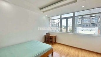 Căn Hộ 2 PN Tách Bếp An Ninh Gần Công Viên 23/9 Q1