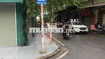 BÁN NHÀ XỊN SÒ GIA THUỴ NGUYỄN VĂN CỪ