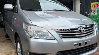 Toyota Innova 2012 E - HÀNG XỊN