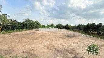 cần bán gấp 554m 2măt tiền ngang 11m ngay Vòng Xoay VĐ3 Vĩnh Thanh