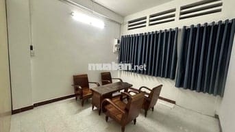 Mình cho thuê Căn hộ Chung cư 2 phòng ngủ, lầu 1, chung cư Miếu Nổi,
