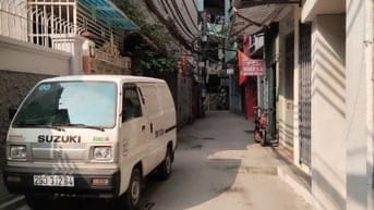 Tôi cần bán nhà 3 tầng nhà phân lô cát bộ Giáp Bát 50m ôto vào 12,7ty