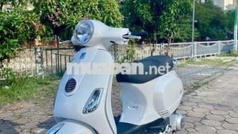 Vespa LX  ie 2011