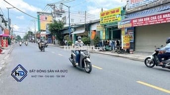 Nhà góc 2 mặt tiền 6x30 gần siêu thị Metro giáp Gò Vấp