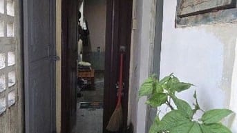 Cho thuê căn hộ tập thể tầng 6 tại khu trung tâm