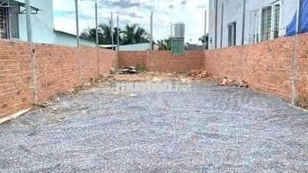 Đất mặt tiền chợ 285m2 giá 450tr