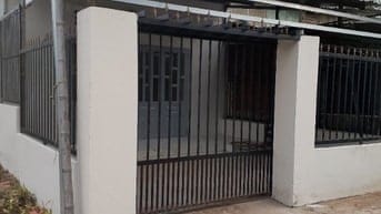 Nhà Phú Đông hẻm 1 sẹc ô tô,full thổ cư,sổ riêng,DT 90m2 giá 1,65 tỷ