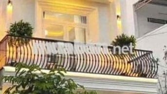 SIÊU PHẨM SANG TRỌNG NGANG 5M ĐẸP MÊ LY GẦN CHỢ ĐẦU MỐI HÓC MÔN