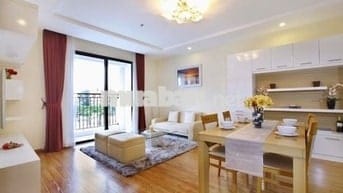Bán căn hộ Vinhomes Central park 3 phòng ngủ tặng nội thất 13 tỷ đồng