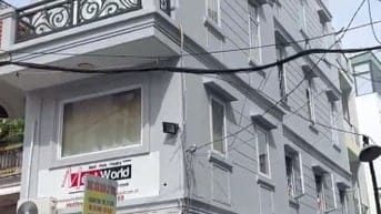 Bán nhà căn góc Phan Văn Trị - Emark. trệt 4L. Giá 11,6tỷ