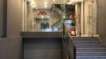 Cho thuê mặt tiền Nguyễn Thị Thập 5x20m có hầm 3 lầu, 40 triệu