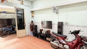 Nhà Rẻ - P.11 Tân Bình - 5x36 176m2 - Chỉ 12 đồng