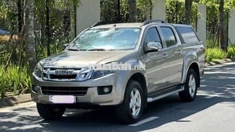 Isuzu Dmax 2.5AT 4x4 xe đẹp, máy số nguyên zin