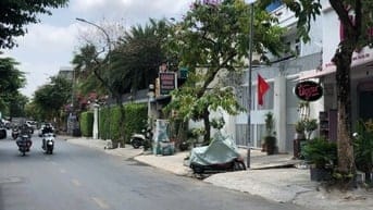 Bán Nhà Phố Đông, Cát Lái. Q2, Thủ Đức, Góc 2MT 42m x 20m = 428m, Đ20m