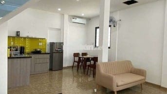 NHÀ 2TẦNG MỚI ĐẸP, 2PN, KIỆT Ô TÔ FULL NỘI THẤT KHU PHẠM VĂN ĐỒNG