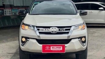 Toyota Fortuner dầu tự động 2019 màu trắng đi 5vạn