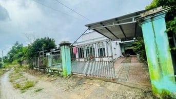 THANH LÝ NHÀ VƯỜN (4.690M2) THỔ CƯ-SHR- CÓ SẴN CÂY ĂN TRÁI, DÂN ĐÔNG