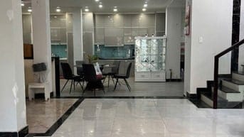 Biệt Thự Bát Nàn Ngang 15m, Có Hầm Để Xe Rộng Rãi thoáng má