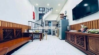 Nhà 5 tầng,40m  Phố Lụa – Vị trí đắc địa, full nội thất, nhỉnh 7 tỷ