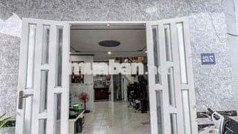 Nhà lầu mới đẹp kiên cố hẻm 233 Nguyễn Văn Cừ giá 1,68 tỷ