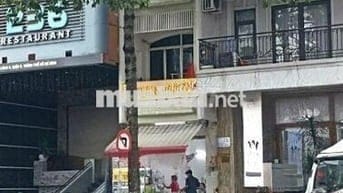 NHÀ MẶT TIỀN  Q5 ĐƯỜNG LỚN SẰM UẤT
