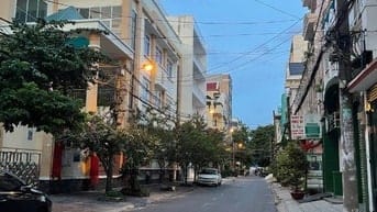 K300 ngay  Cộng Hoà - 63m2, Ngang 5M 3 Tầng 7Phong Chỉ 6 tỷ hơn 