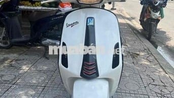 Xe vecpa đèn vuông chính chủ bao kí