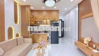Bán nhà 2 tầng kiệt Lê Duẩn ngay trung tâm gần đường chính