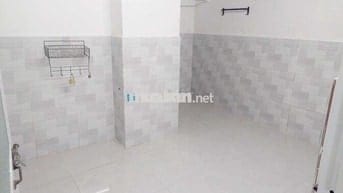 Phòng trọ Q4 giá rẻ. Giờ tự do.