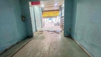 Cho thuê NNC rộng 120m2 kd tự do ở mặt tiền đường Bùo Hữu Nghĩa