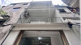NGUYÊN CĂN QUẬN 3 NHÀ SẠCH ( 2PN - ngang 4m )