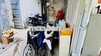 Mình cần bán gấp nhà mặt hẻm 20m2 x2,5 tầng,Bùi Xương Trạch