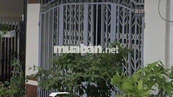 Chính chủ bán nhà mặt tiền 80m2, 2 PN, Đinh Tiên Hoàng, TP. Vĩnh Long