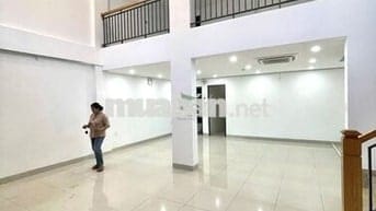 CHO THUÊ MẶT BẰNG KINH DOANH NGANG 8M KHU BÀN CỜ PHƯỚC LONG